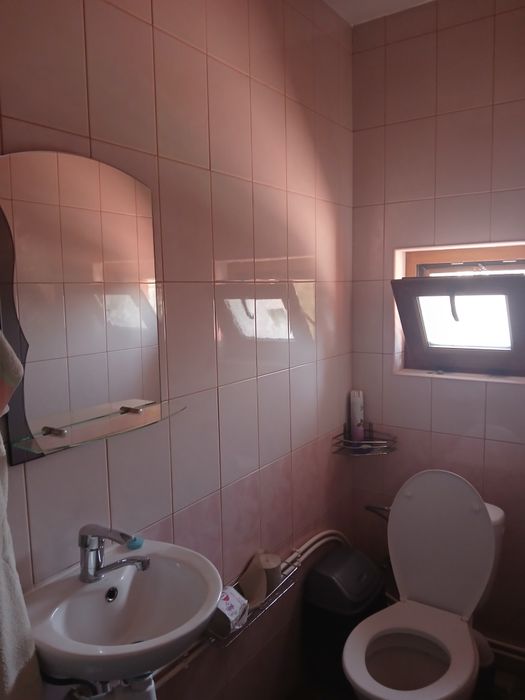 Подобово кімнати студії та звичайні місто Берегово