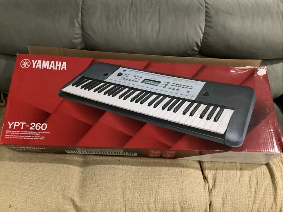 Teclado  Yamaha YPT-260