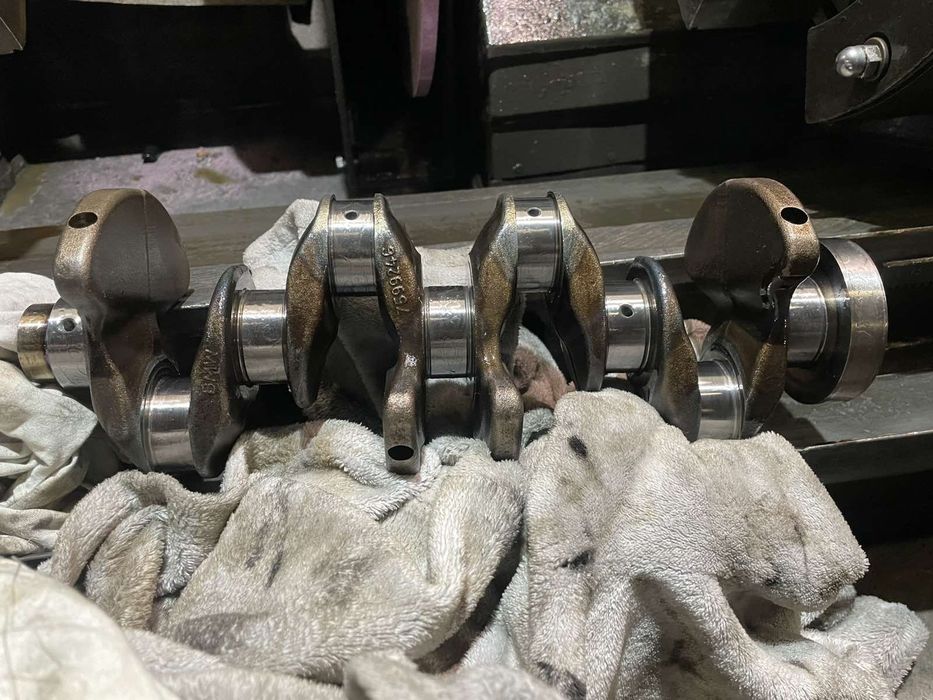 Колінвал BMW N20B20 F30 F10 X1 320i 328 860216101 X3 F21 F11 коленвала