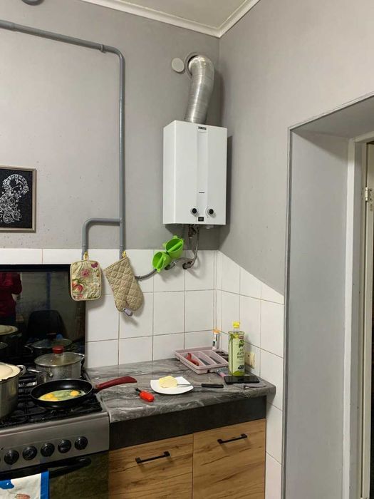 Продажа Житлового будинка  327 кв.м в м. Чернівцях + Київ