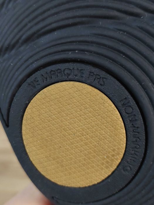 Sapatilhas / Ténis Nike N° 41 Nike preto com dourado Masculino