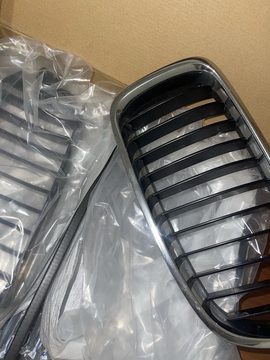 Продам Решётки На BMW 328 2012