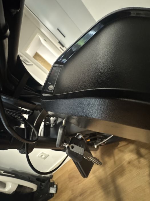 Rower elektryczny Fatbike Crossboss v20