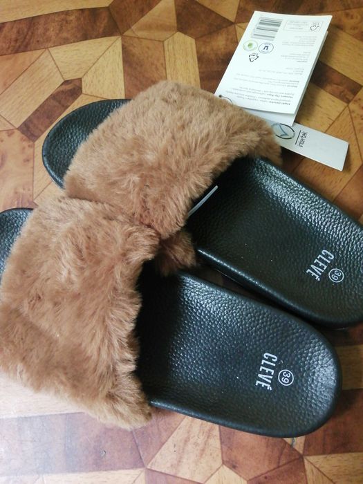 Nowe klapki sandały futro 39 brązowe