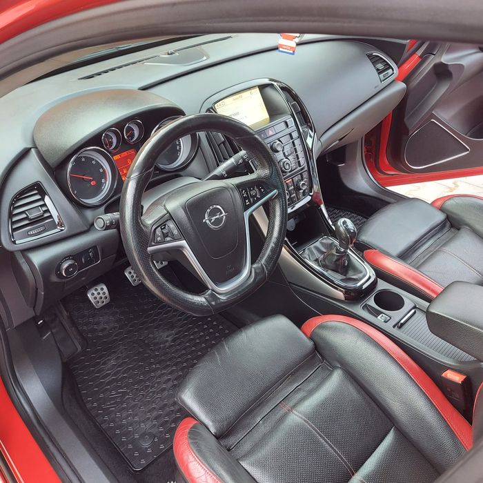 Opel Astra J 2.0 GTC BiTurbo 195km!