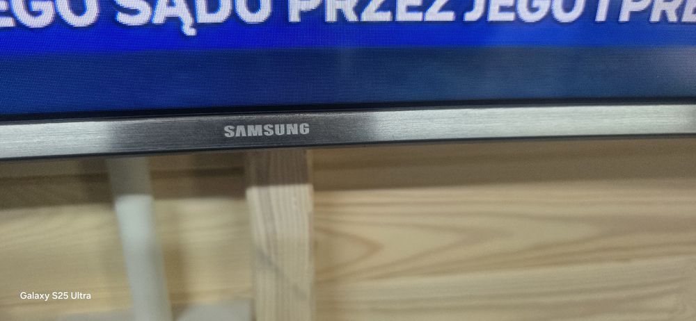 Samsung 40” Curved Smart TV -Model UE40J6300AK