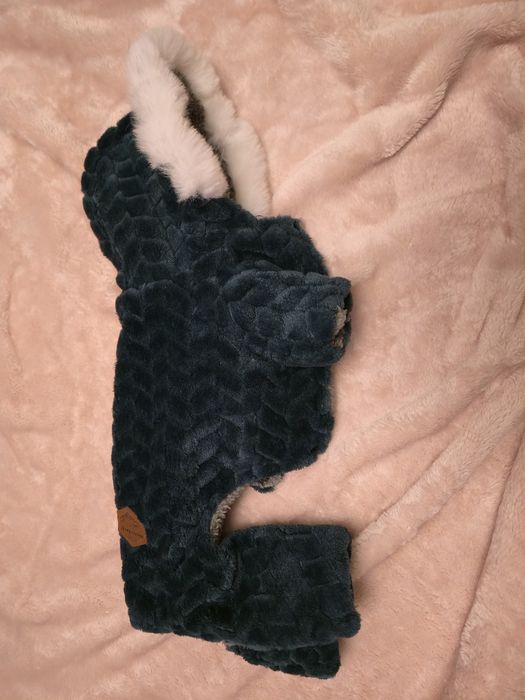 Kurtka bluza ubranko dla psa futerko rozmiar M / L 4,5–5 kg zielony
