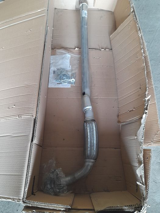 Sprzedam rurę wydechwą opel meriva A