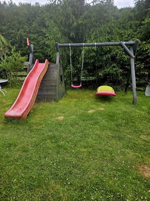 Sprzedam drewniany domek