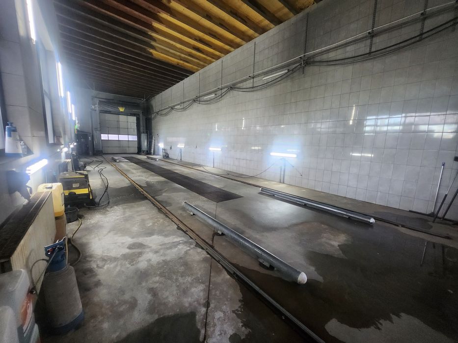 Do wynajęcia funkcjonalna hala 175m2 z wiatą