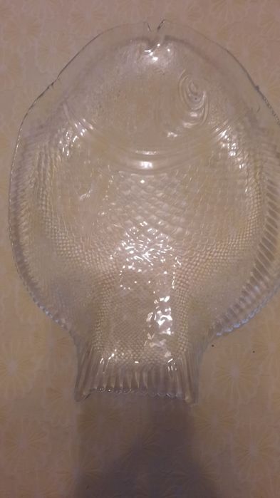 Большие блюда та конфетници.