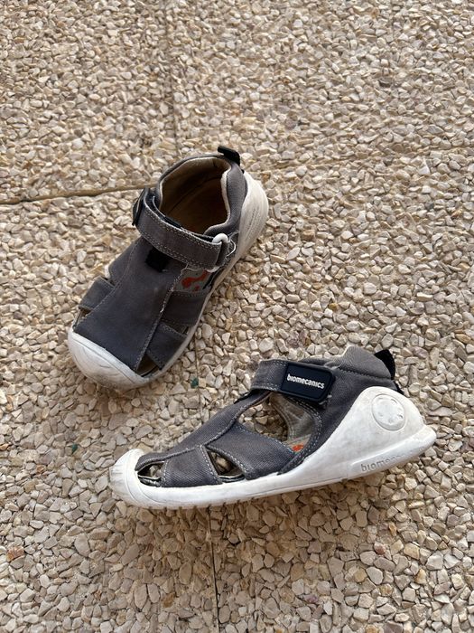 Sandalias biomecanis, tamanho 23
