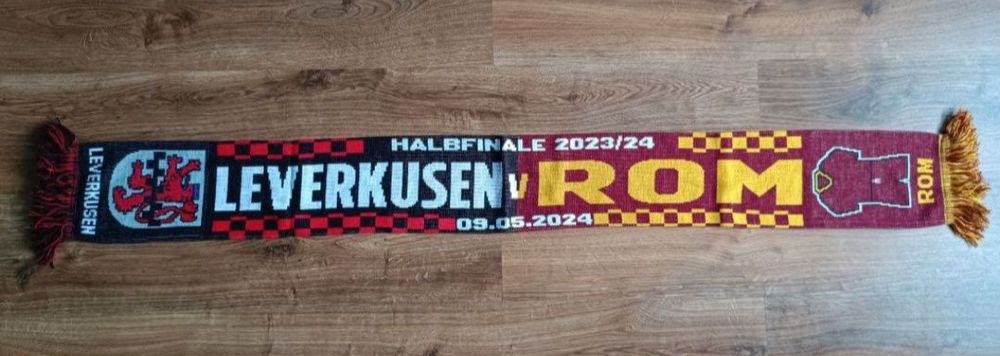 Leverkusen Roma szalik piłkarski sportowy łączony używany
