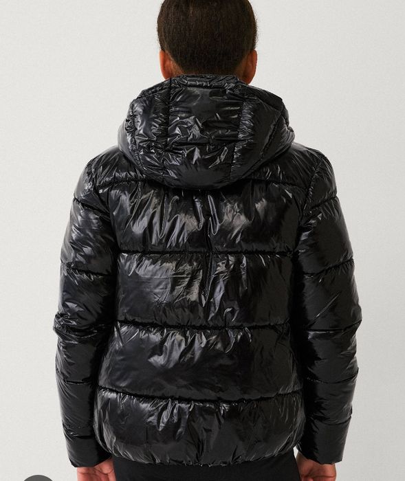 Чорний лаковий пуховик куртка пуфер демісезон