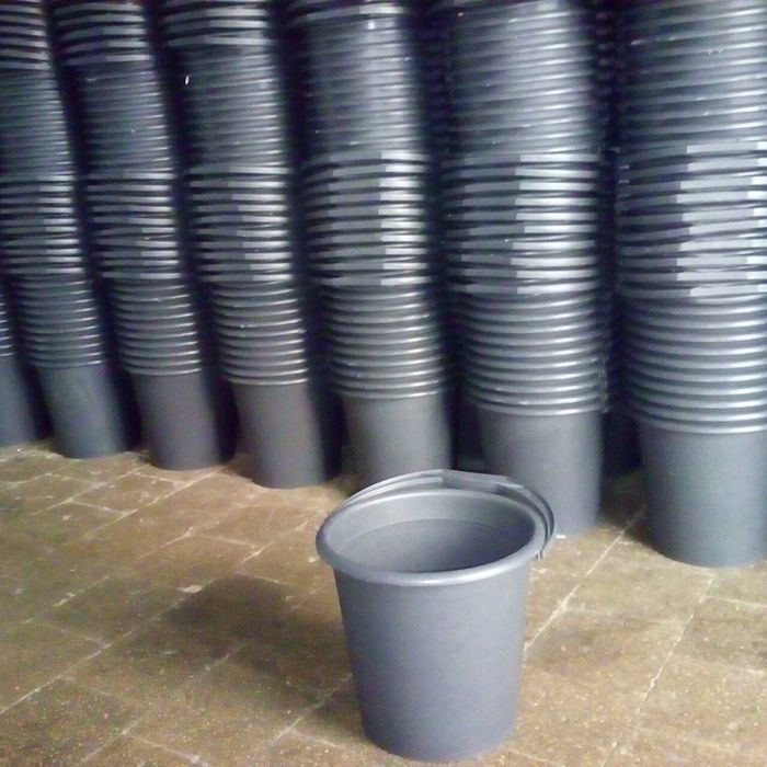 Продам ведра пластиковые пластмассовые.