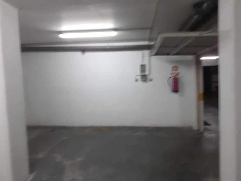 Garagem em Fátima, Av. Beato Nuno