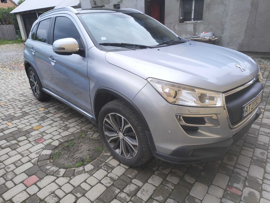 Пежо 3008 4008 Peugeot можливий також обмін