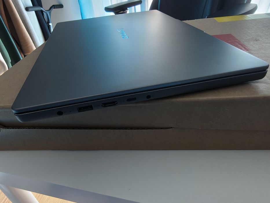 Lenovo IdeaPad Slim 3 - Snapdragon X - 24GB - 1TB
