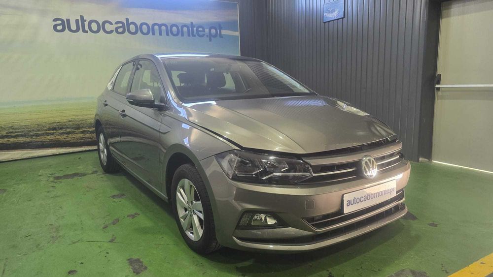Volkswagen Polo 1.0 TSI CAIXA AUTOMÁTICA - Salvado