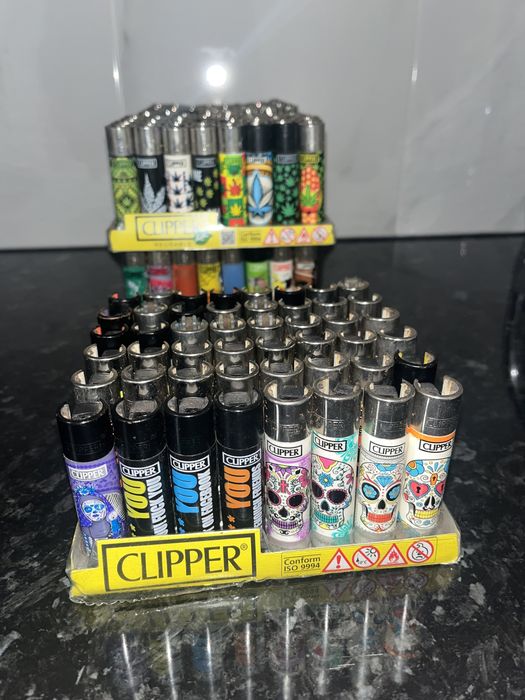 Coleção de 360 isqueiros/Clipper