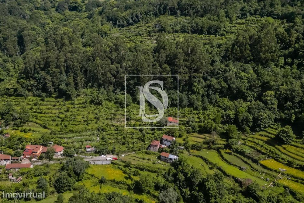 Moradia para Restaurar T2 Venda em Carvalheira,Terras de Bouro
