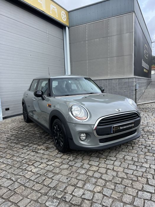 MINI COOPER D 5 PORTAS