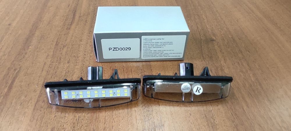 Набори (2Плафони) led підсвічування номера для Toyota LEXUS Mitsubishi