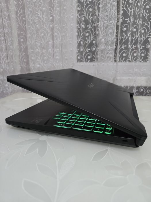Asus TUF Gaming/Ryzen 7 3750H/GTX 1650/SSD:512GB/RAM:8GB