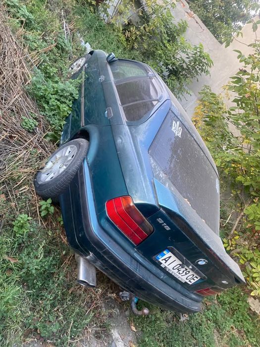 Автомобіль BMW E36