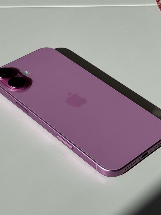 Iphone 16 plus pink