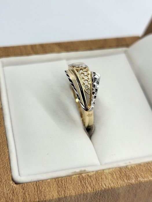 Złoty pierścionek próba 585