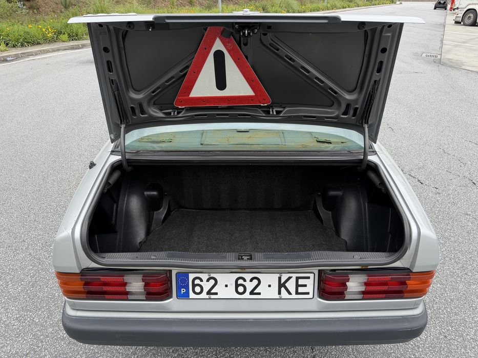Mercedes Benz 190 D