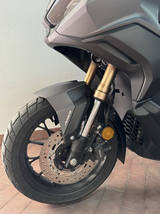 Honda ADV 350