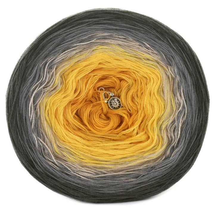 Chusta szydełkowa. Rękodzieło