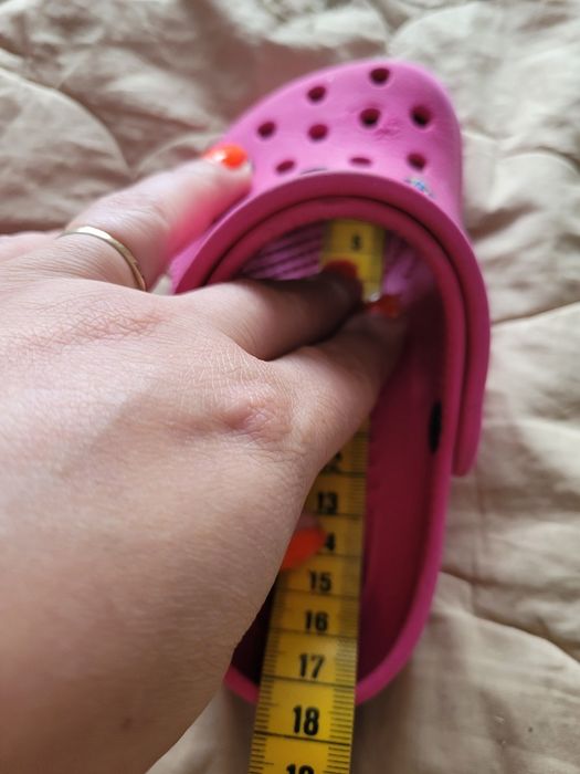 Klapki Crocs lato basen r. 25