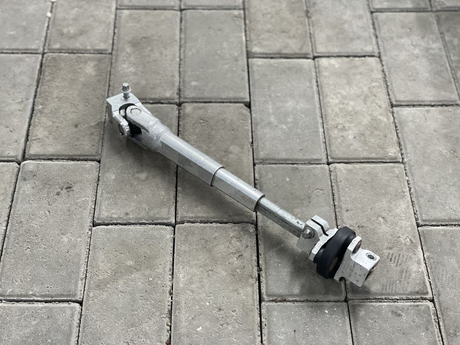 Рульовий карданчик БМВ Е46 кардан рульової колонки рулевого вала