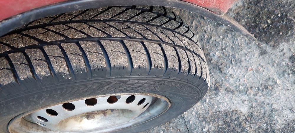 Продам ВАЗ 2108 на повному бойовому ходу