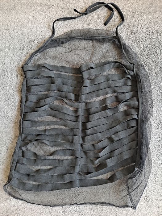 Sexi komplet top+stringi z czarnej siateczki rozmiar S/M