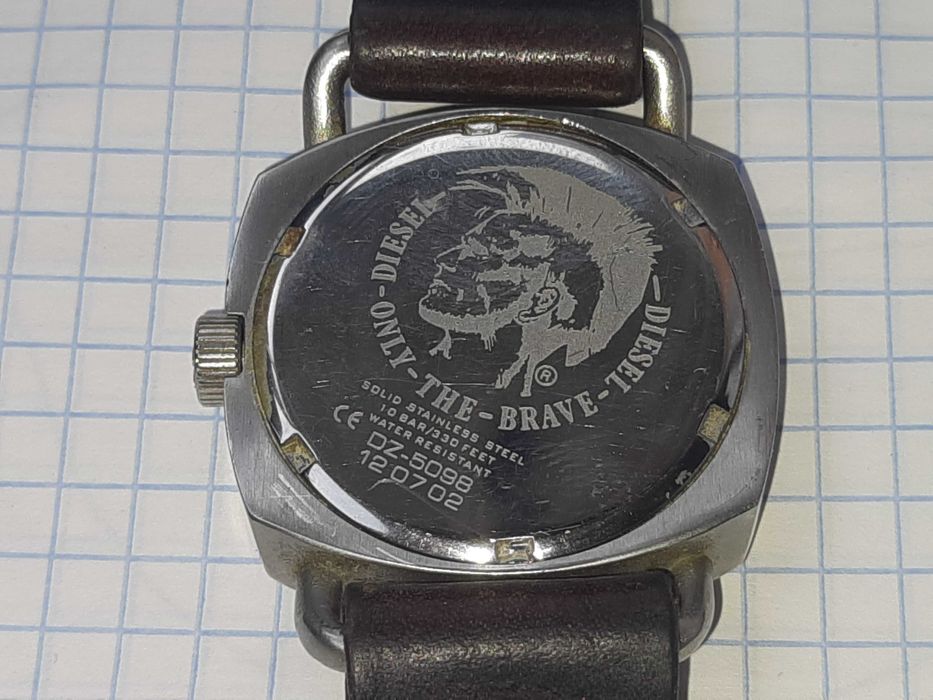 Годинник оригінальний чоловічий Diesel