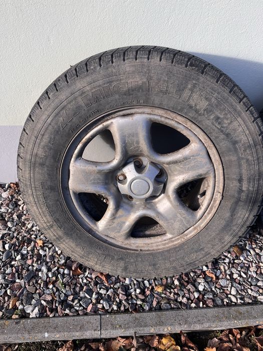 Koła 215/70 R16 opony zimowe