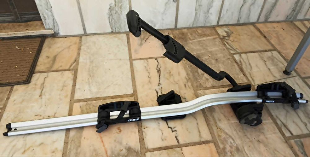 Porta-bicicletas Thule 2024