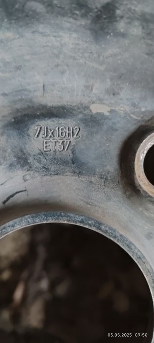 Зимові шини з дисками 205-55r16