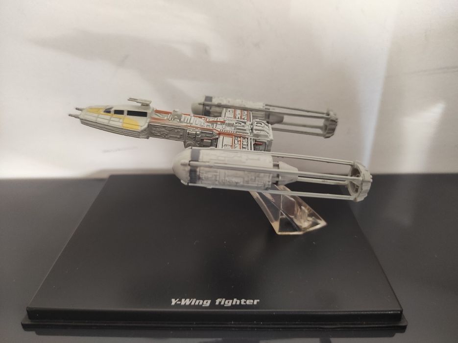 Star Wars Y-Wing Fighter DeAgostini Starships and Vehicles