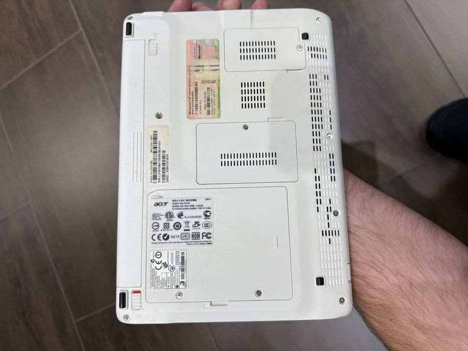 Нетбук ACER aspire one