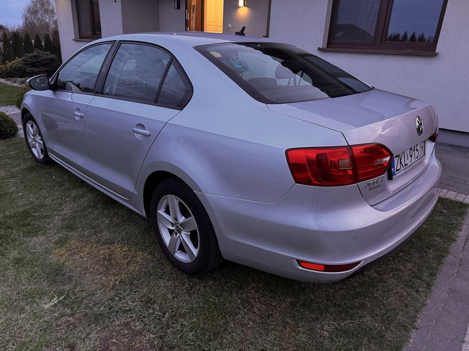 VW Jetta 1.4 b, klima * cz. parkowania * alufelgi