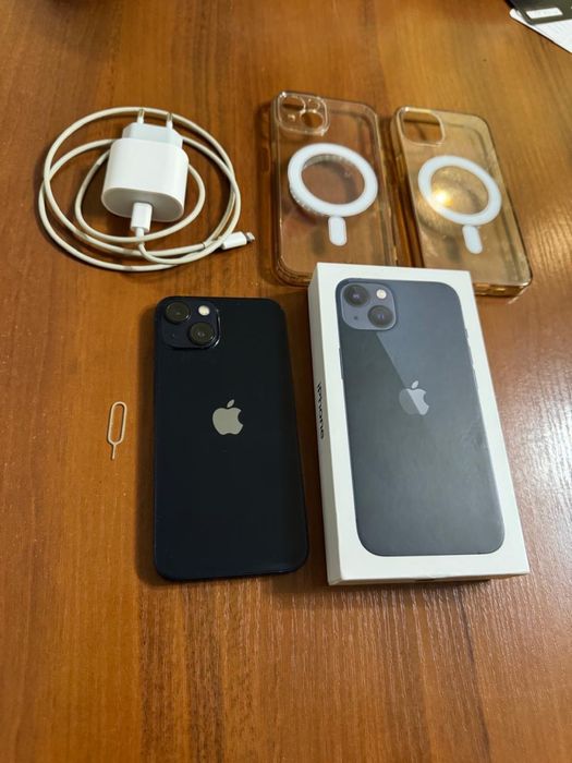 Iphone 13 128 gb.