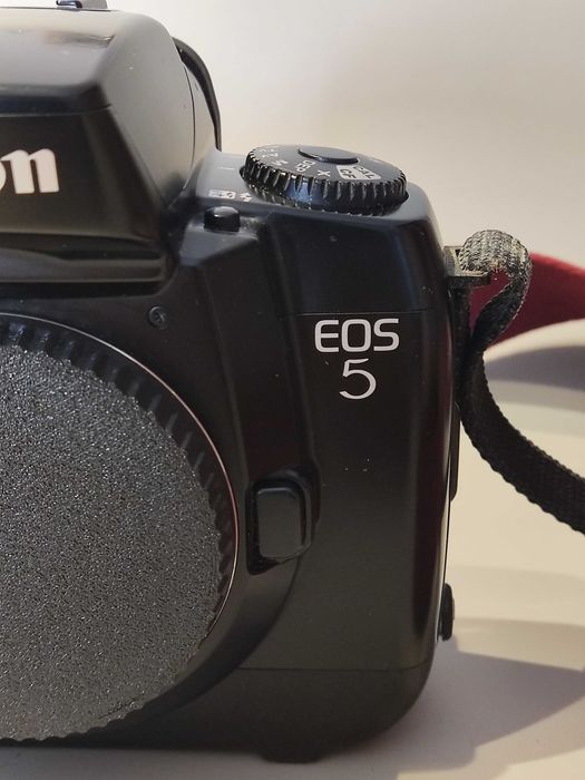 Canon EOS 5 - Câmara Fotográfica Analógica