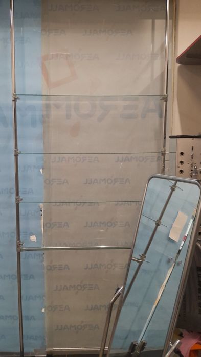 Терміново!Продам меблі для магазину