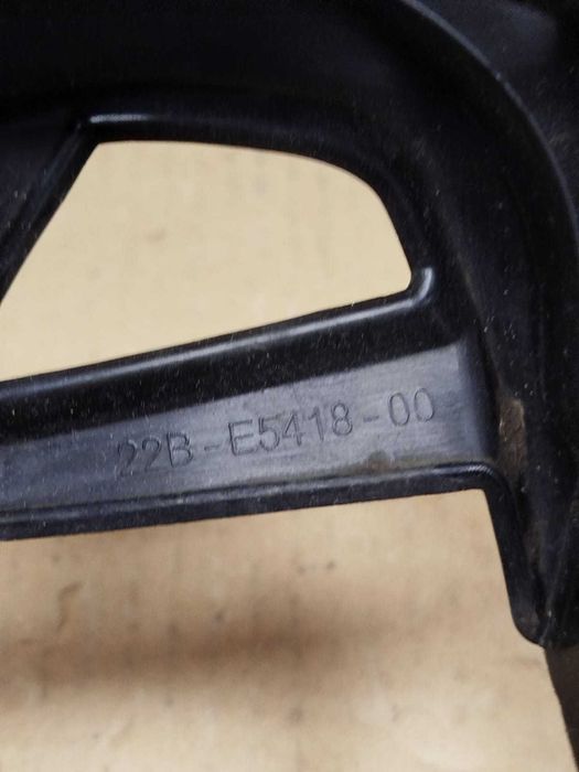 Osłona Zębatki Łańcucha Yamaha WR 125  MT 125 [10]