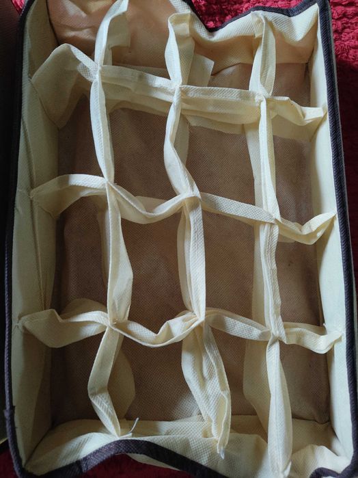 Suporte de parede para sapatos e divisórias para meias e afins